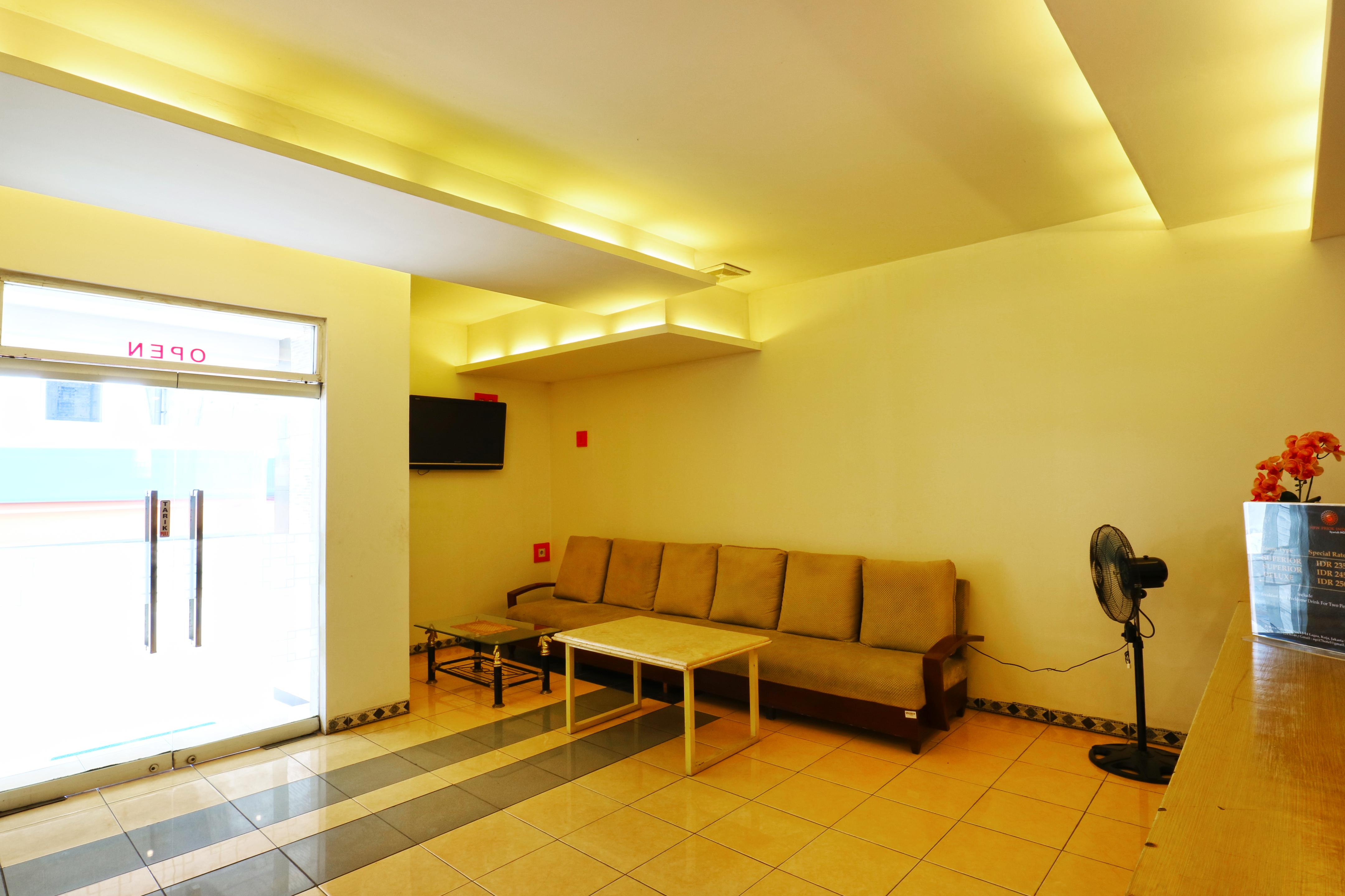 New Priok Indah Syariah Hotel Jakarta Luaran gambar